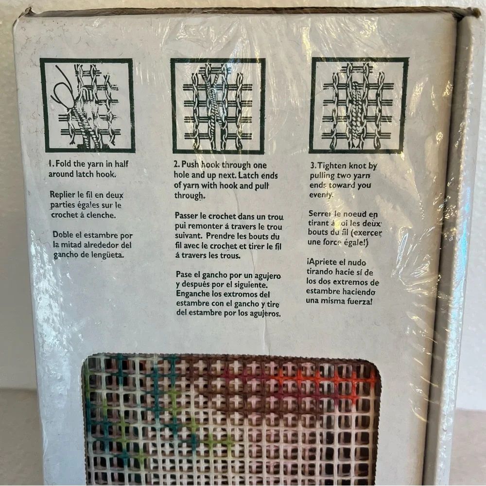 Caron Latch Hook Rug Kit Little Rose NIB Sealed  VTG WonderArt